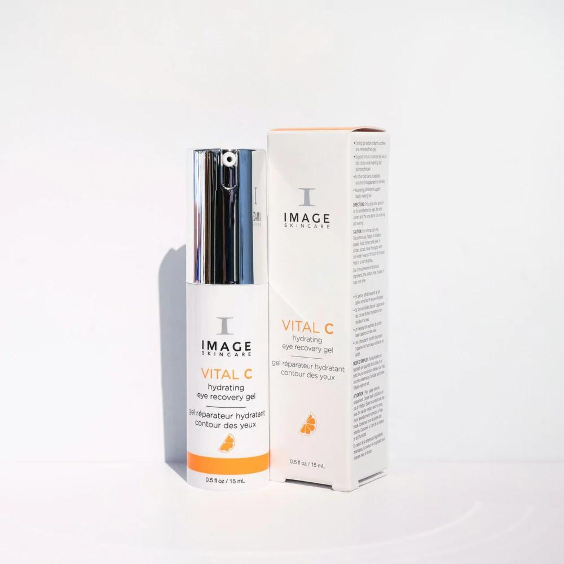 This hydrating and refreshing eye gel helps to reduce the appearance of dark circles, puffiness, fine lines and wrinkles.